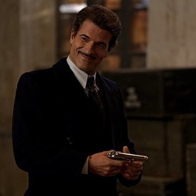 Rodolfo Sancho como Julián Martínez en la cuarta temporada de 'El Ministerio del Tiempo'