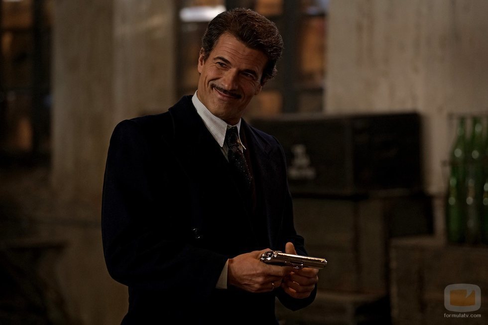 Rodolfo Sancho como Julián Martínez en la cuarta temporada de 'El Ministerio del Tiempo'