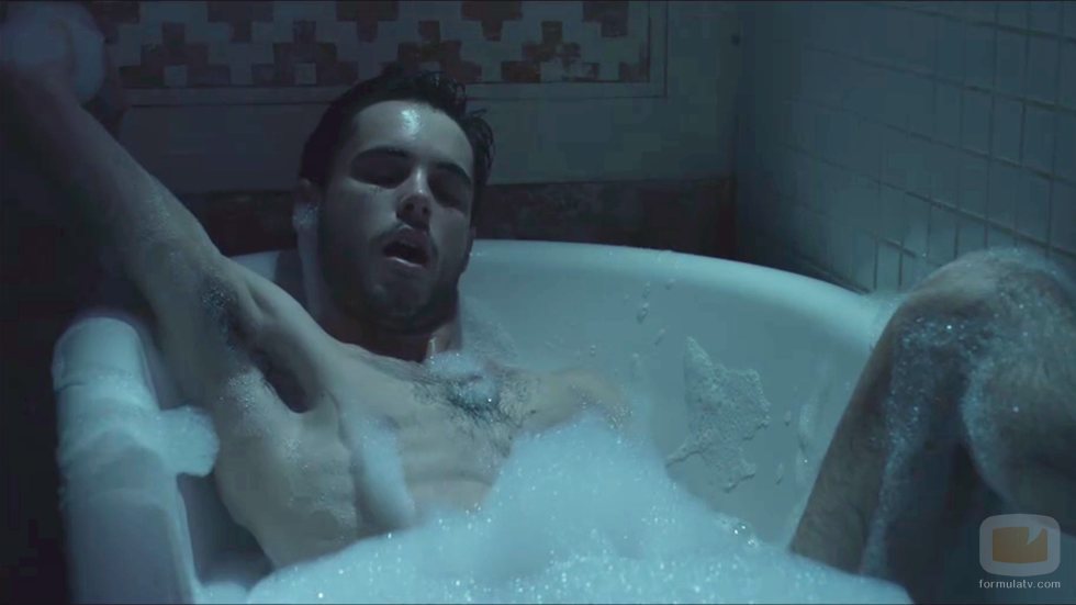 Bruno (David Solans), desnudo en una secuencia sexual de 'Merlí: Sapere Aude'