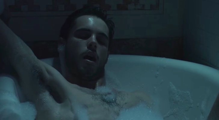 Bruno (David Solans), desnudo en una secuencia sexual de 'Merlí: Sapere Aude'