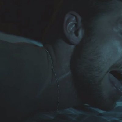 Pol Rubio (Carlos Cuevas) masturbándose con un rotulador en 'Merlí: Sapere Aude'