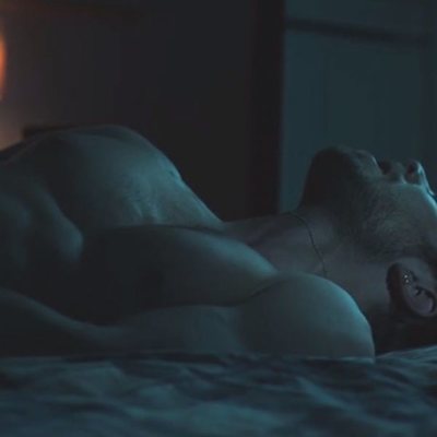 Pol Rubio (Carlos Cuevas) se masturba con un rotulador en el 1x04 de 'Merlí: Sapere Aude'
