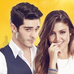 Imagen promocional de 'Hayat: Amor sin palabras' con Hande Erçel y Burak Deniz