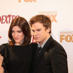 Michael C. Hall (Dexter) y Jennifer Carpenter (Debra)