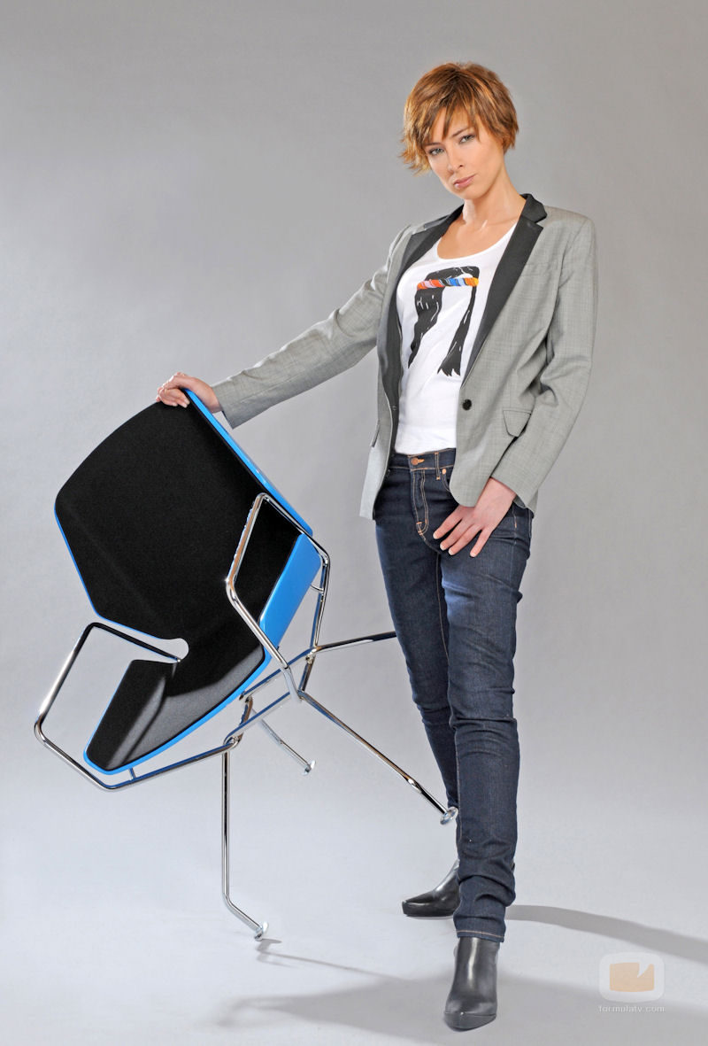 Sandra Barneda en una foto promocional de 'La séptima silla'