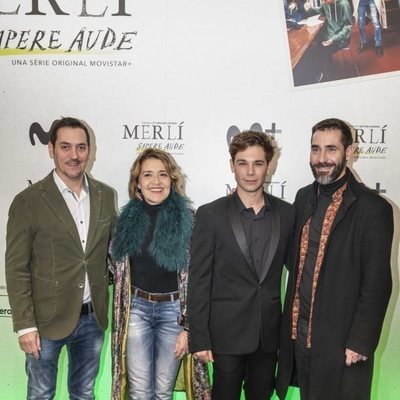Carlos Cuevas, María Pujalte y Héctor Lozano en la premiere de 'Merlí: Sapere Aude' en Barcelona
