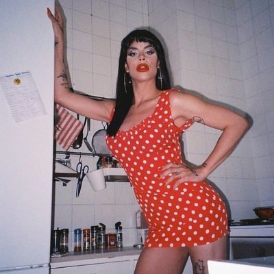 King Jedet es Cristina Ortiz en 'Veneno. Vida y muerte de un icono'
