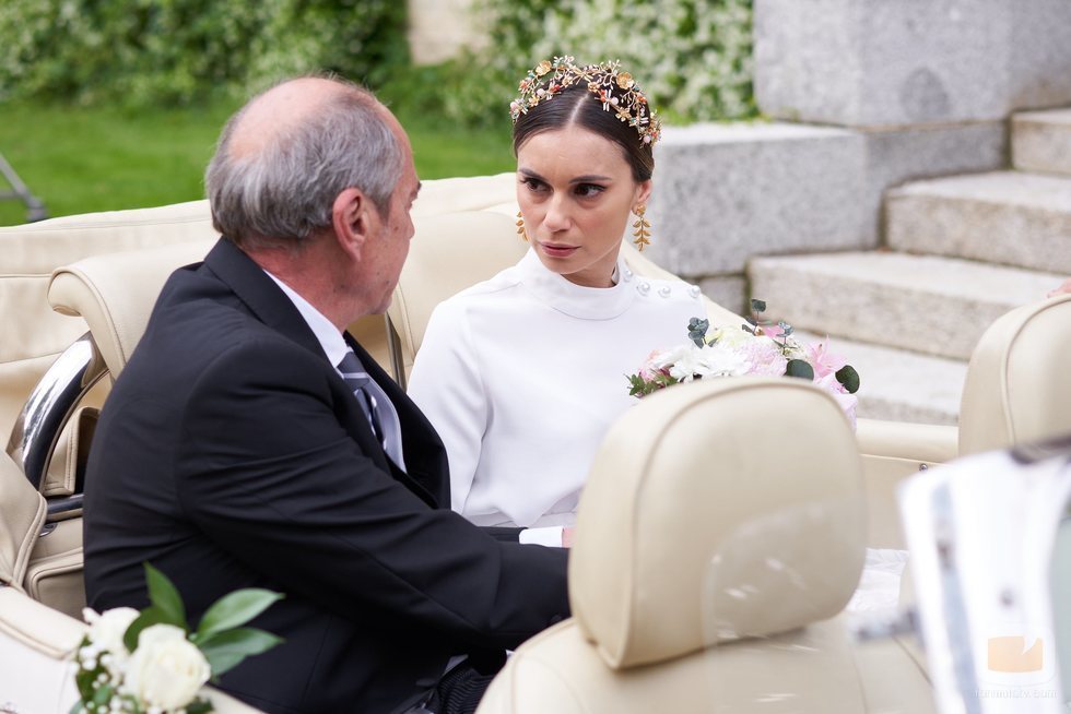 Bárbara, vestida de novia, en el 11x12 de 'La que se avecina'