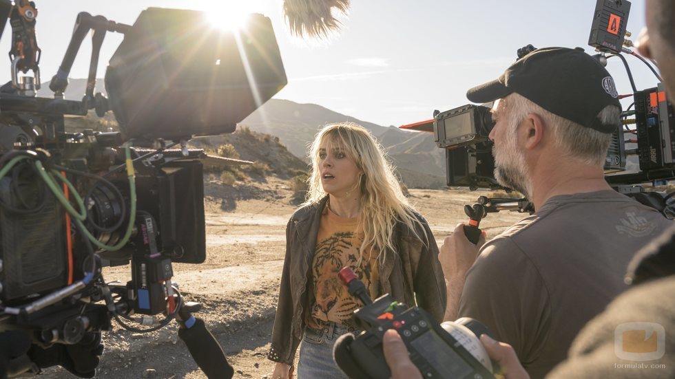 Maggie Civantos, rodando 'Vis a vis: El oasis' en Almería