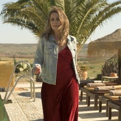 Lisi Linder como Mónica en el rodaje de 'Vis a vis: El oasis' en Almería