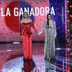 Alba Carrillo y Adara Molinero antes del anuncio de la ganadora de 'GH VIP 7'