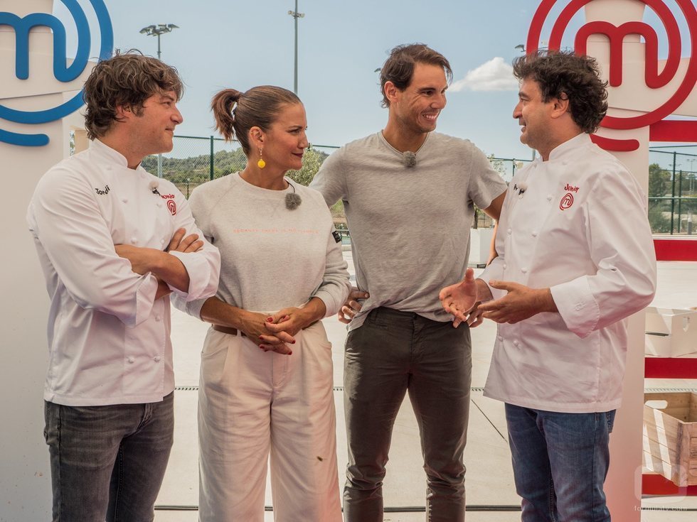 Jordi Cruz, Samantha Vallejo-Nágera, Rafa Nadal y Pepe Rodríguez en 'MasterChef Junior 7'