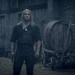 Henry Cavill da vida a Geralt de Rivia en 'The Witcher'