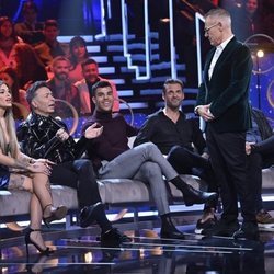 Jordi González charla con el Maestro Joao en el Debate Final de 'GH VIP 7'