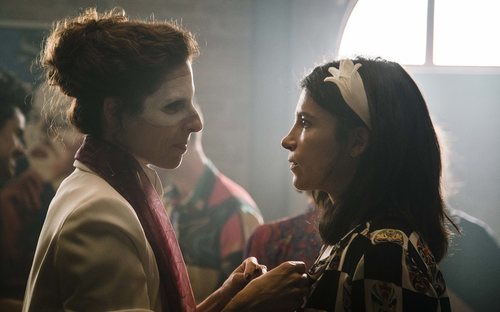 Belén (Beatriz Argüello) e Inés (Irene Visedo) en 'Cuéntame cómo pasó'