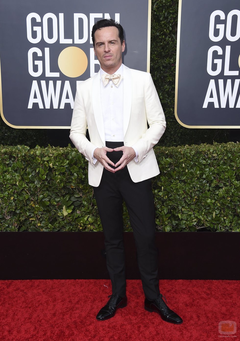 Andrew Scott en la alfombra roja de los Globos de Oro 2020