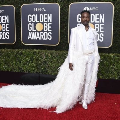 Billy Porter en la alfombra roja de los Globos de Oro 2020