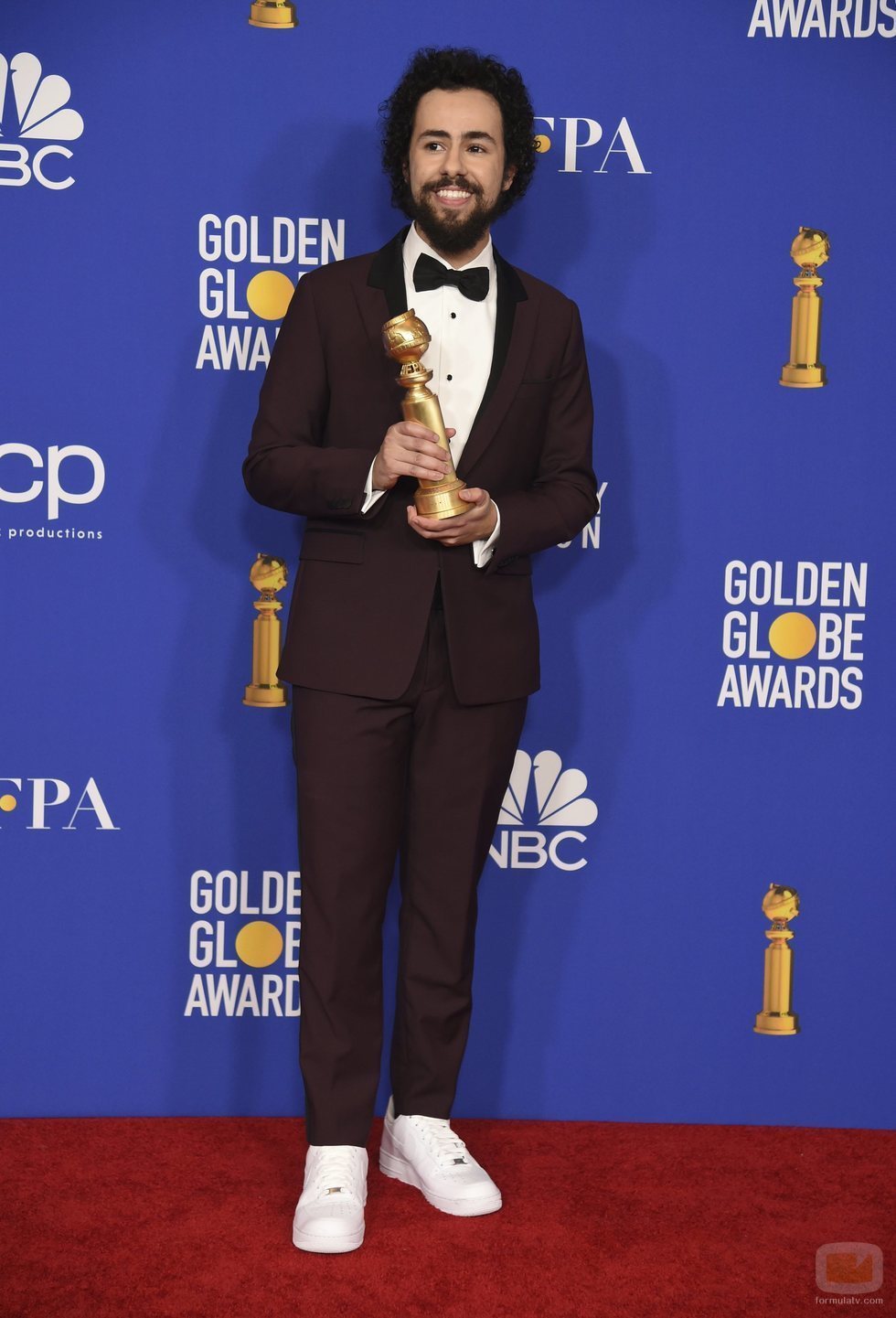 Ramy Youssef, ganador a Mejor Actor de Comedia por 'Ramy' en los Globos de Oro 2020