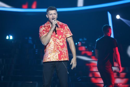 Jorge González como Mahmood en la Gala 1 de 'Tu cara me suena 8'