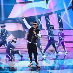 El Monaguillo como Daddy Yankee en la Gala 1 de 'Tu cara me suena 8'