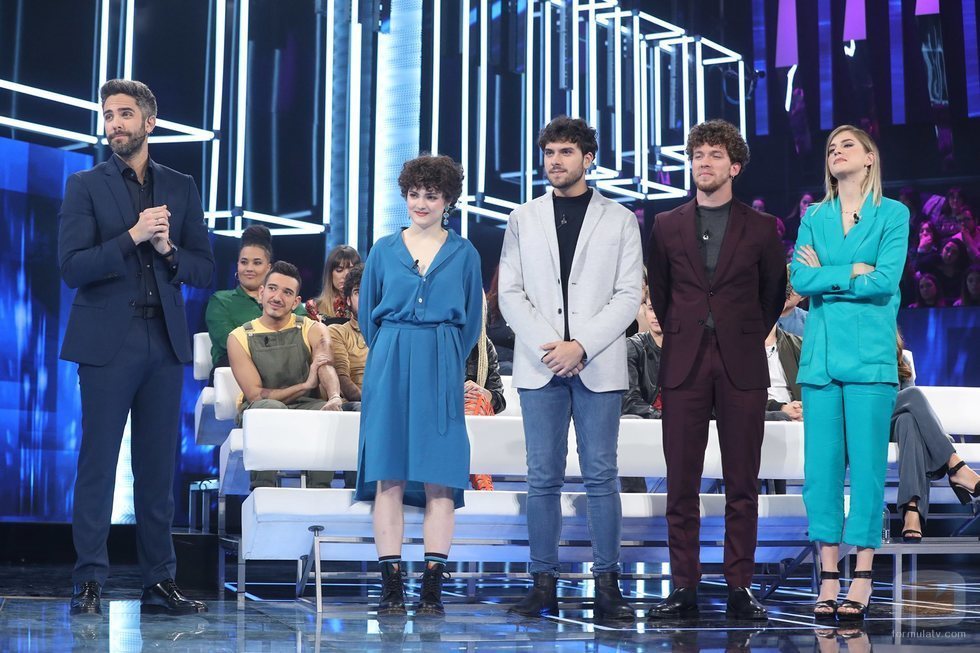 Roberto Leal, con Javy, Anne, Jesús y Samantha en la Gala 0 de 'OT 2020'