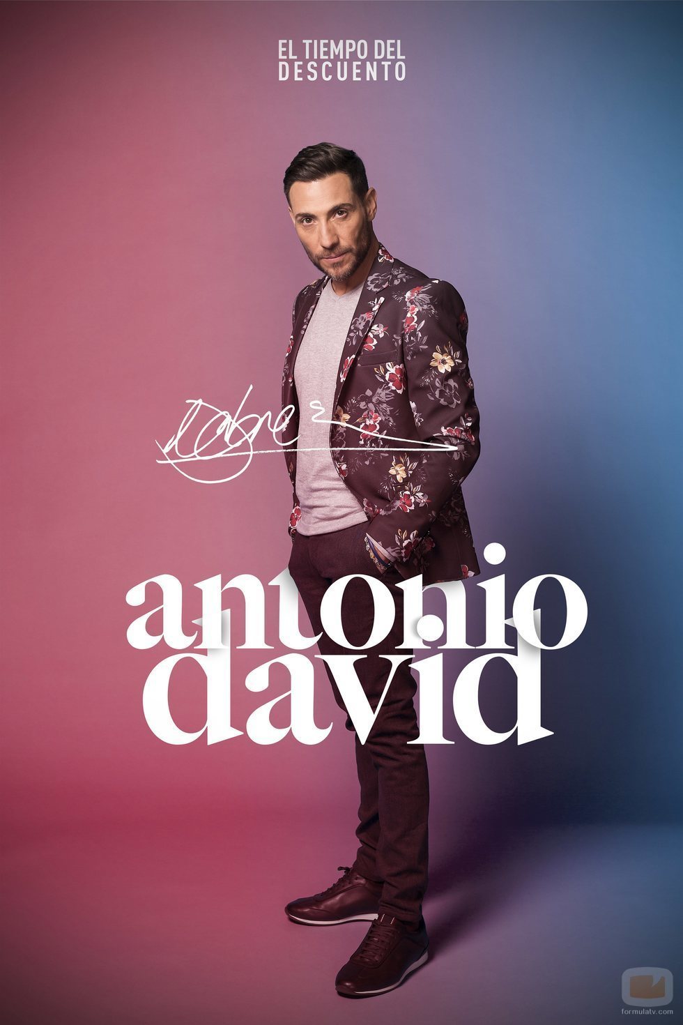Posado de Antonio David Flores en 'El tiempo del descuento'