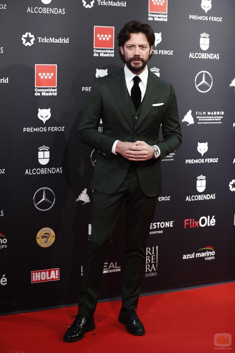 Álvaro Morte en los Premios Feroz 2020