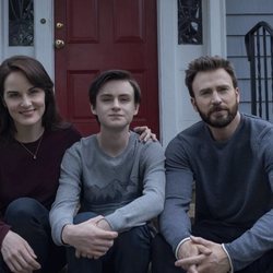 Michelle Dockery, Jaeden Martell y Chris Evans en 'Defending Jacob'