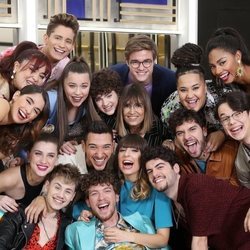 Noemí Galera junto a los 16 concursantes de 'OT 2020'