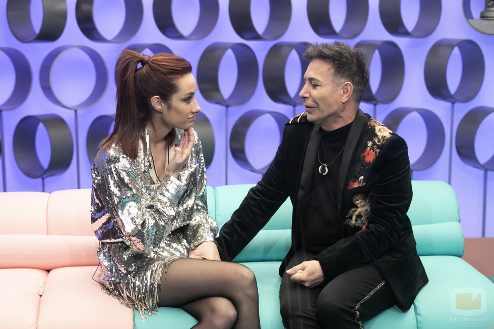 Adara Molinero y Maestro Joao, en la Gala 2 de 'El tiempo del descuento'