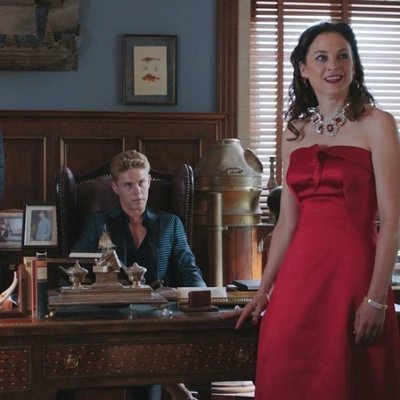 Daniel Arteaga y Berta Moliner en el 2x01 de 'Vivir sin permiso'