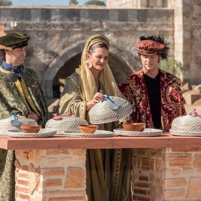Pepe Rodríguez, Samantha Vallejo-Nágera y Jordi Cruz se visten del siglo XV en 'MasterChef Junior 7'