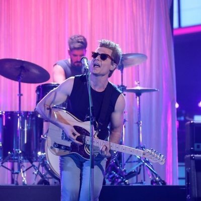 Miki Núñez imita a Radio Futura en la Gala 3 de 'Tu cara me suena 8'