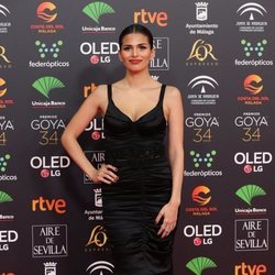 Sara Sálamo posa en la alfombra roja de los Premios Goya 2020