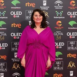 Adelfa Calvo posa en la alfombra roja de los Premios Goya 2020
