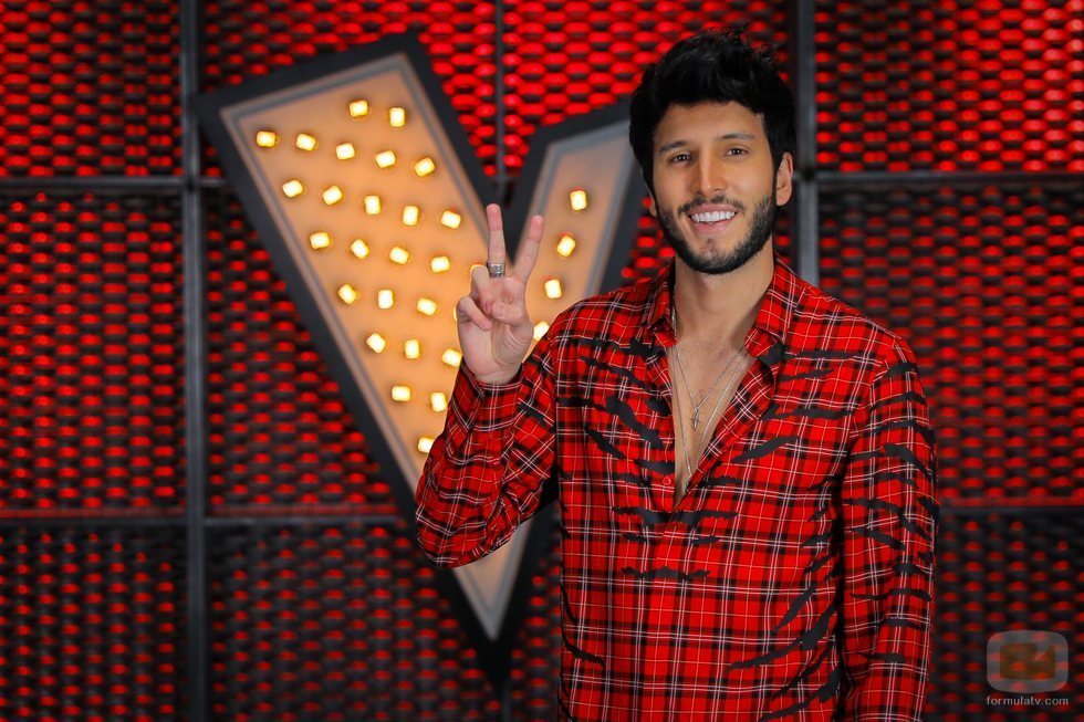 Sebastián Yatra asesora de Pablo López en 'La Voz 2020'