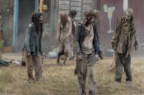 Los caminantes de 'The Walking Dead: World Beyond'