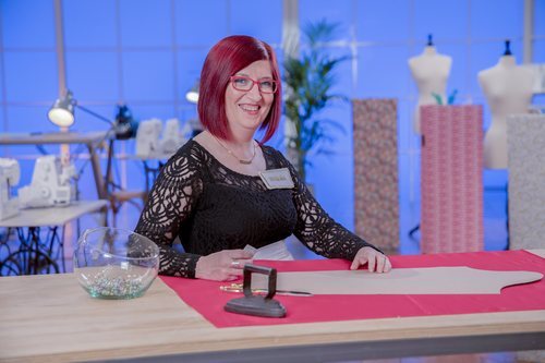 Begoña, aprendiz de 'Maestros de la costura 3'