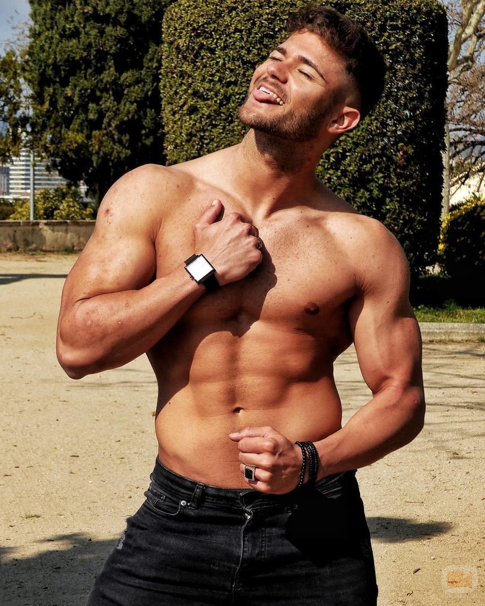 Ismael Nicolás ('La isla de las tentaciones), con el torso desnudo