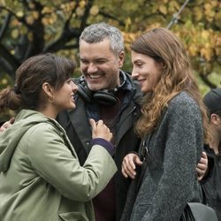 Inma Cuesta, Carlos Montero y Bárbara Lennie en el rodaje de 'El desorden que dejas'