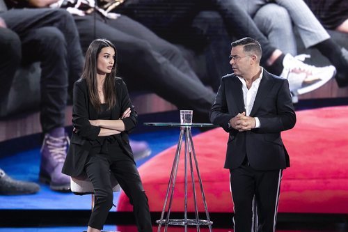 Estela Grande molesta y Jorge Javier Vázquez en la Gala 4 de 'El tiempo del descuento'