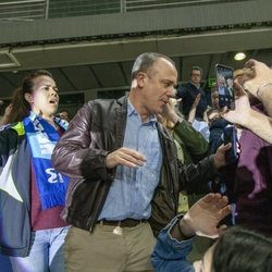 Jesús (Javier Gutiérrez) es abucheado en la tercera temporada de 'Vergüenza'