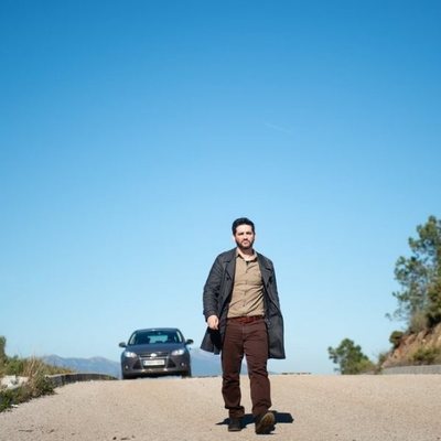 Fran Perea camina solitario en 'Kosta'