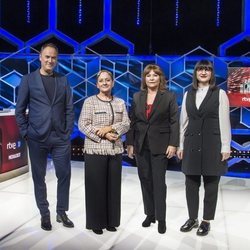 Erundino Alonso, Paz Herrera, Ruth de Andrés y Lilit Manukyan en 'El cazador'