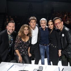 Manel Fuentes, el jurado y Sergio Dalma en la Gala 5 de 'Tu cara me suena 8'