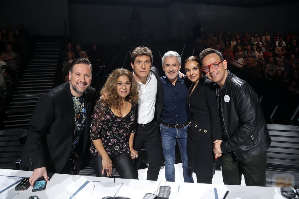 Manel Fuentes, el jurado y Sergio Dalma en la Gala 5 de 'Tu cara me suena 8'