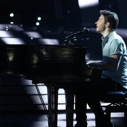 Jesús Oviedo de Gemeliers es Pablo Alborán en la Gala 5 de 'Tu cara me suena 8'