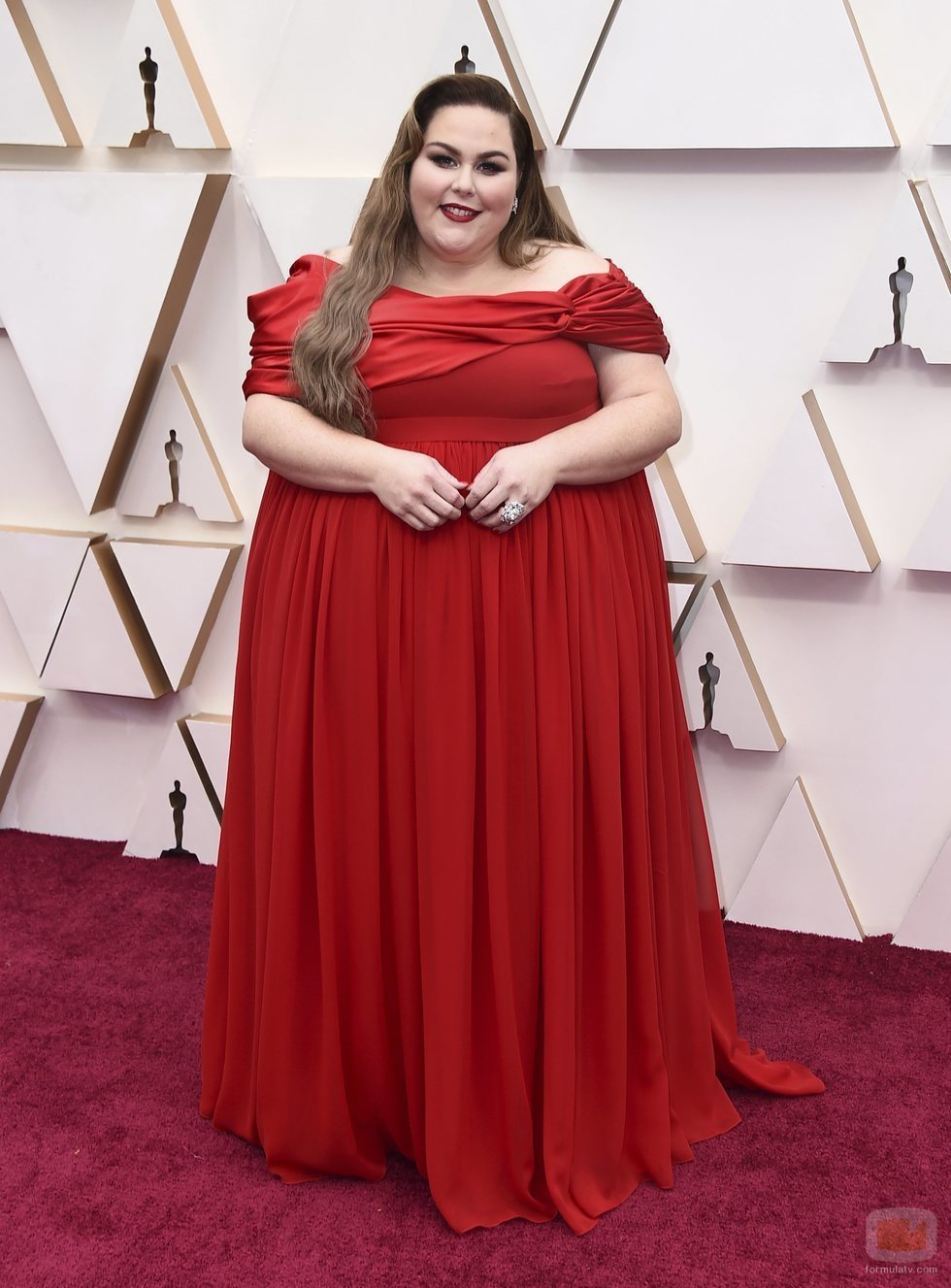 Chrissy Metz posa en la alfombra roja de los Oscar 2020