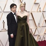 Noah Baumbach y Greta Gerwig posan en la alfombra roja de los Oscar 2020