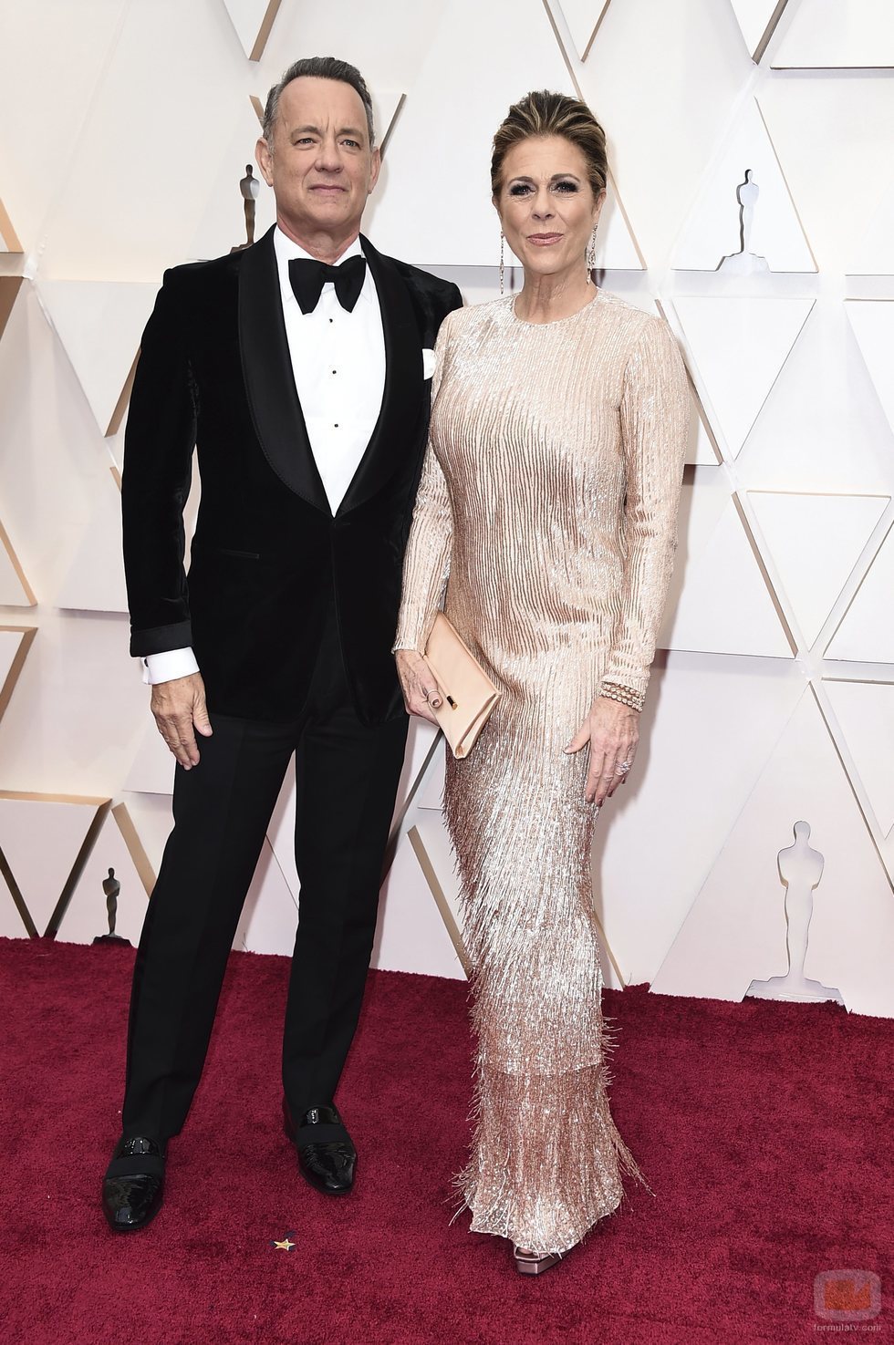 Tom Hanks y Rita Wilson posan en la alfombra roja de los Oscar 2020